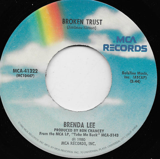Brenda Lee : Broken Trust (7", Single, Pin)