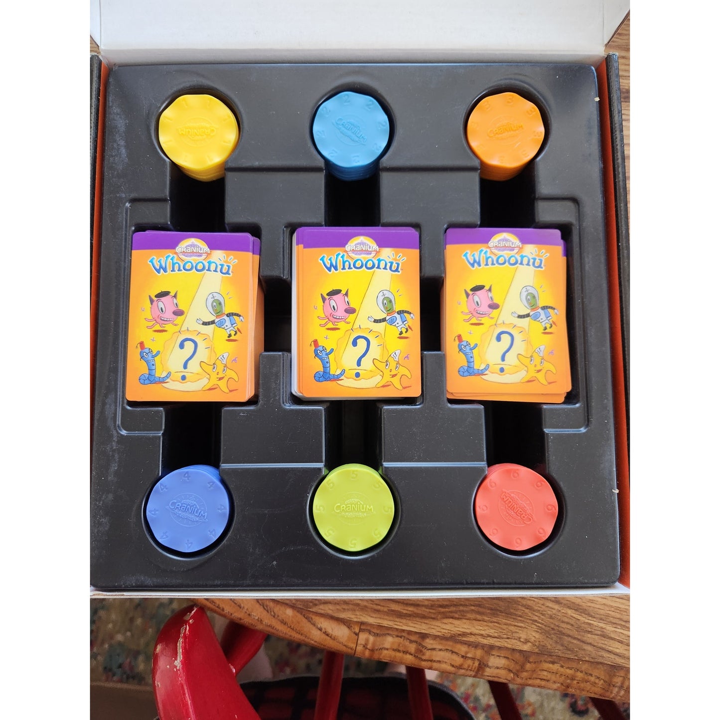 Whoonu by Cranium - Fun Family Party Game - Used